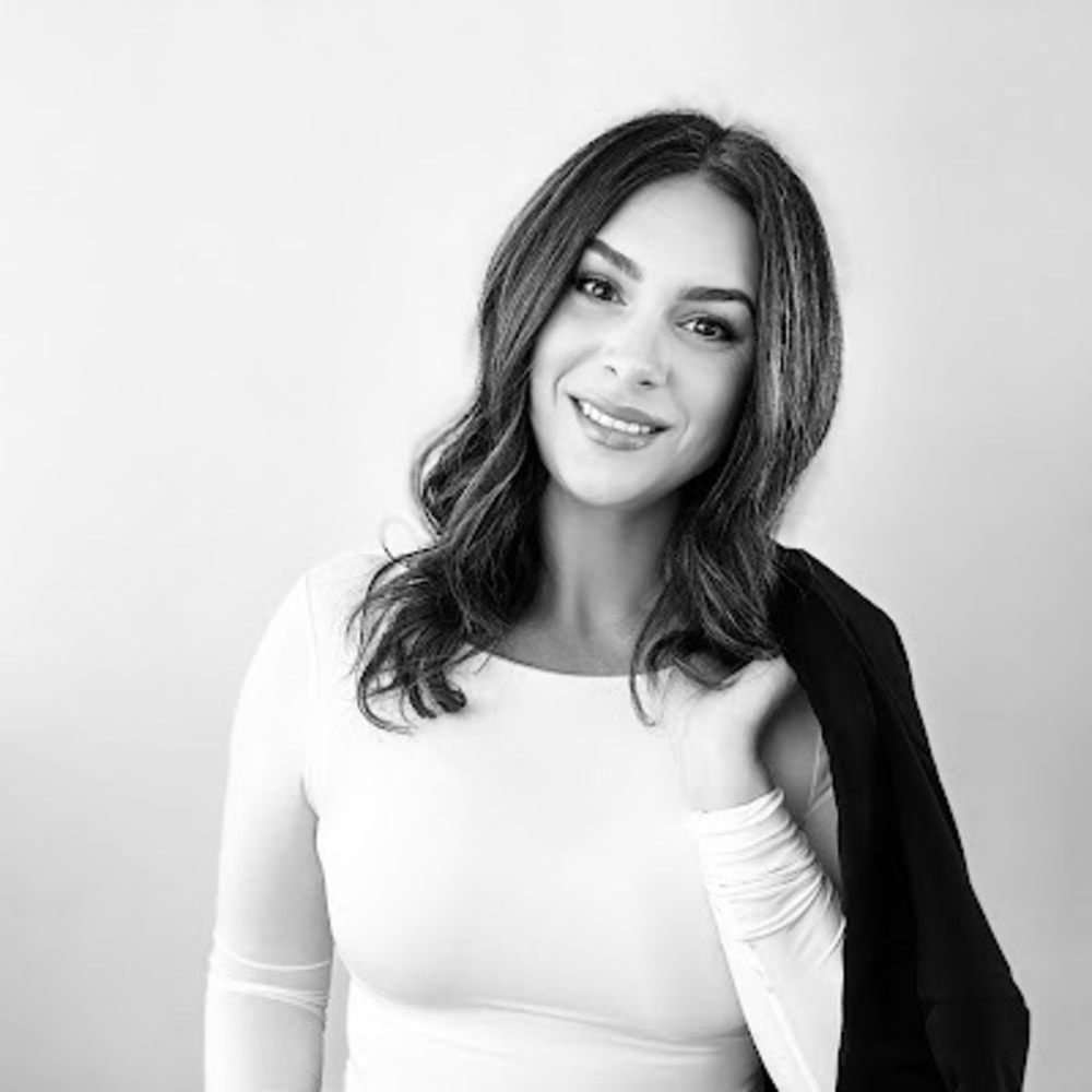 Meet your Posher, Christina